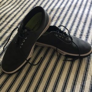 Men’s golf shoe